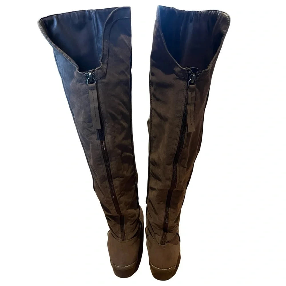 American Eagle Over-the-Knee Women's Boots